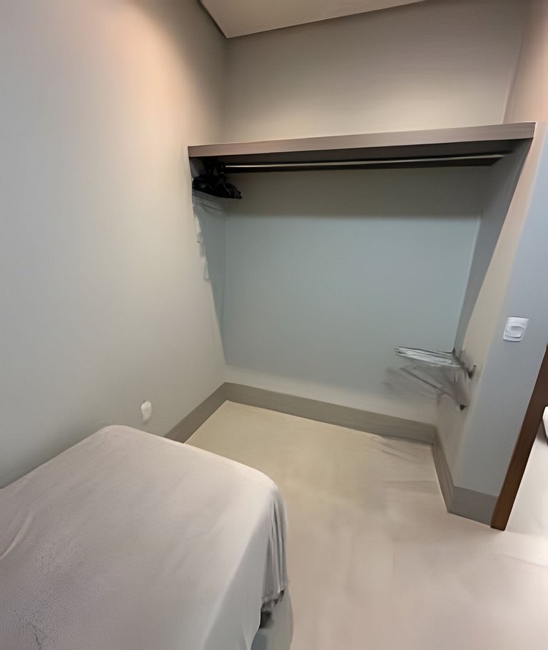 Apartamento moderno em frente ao Shopping