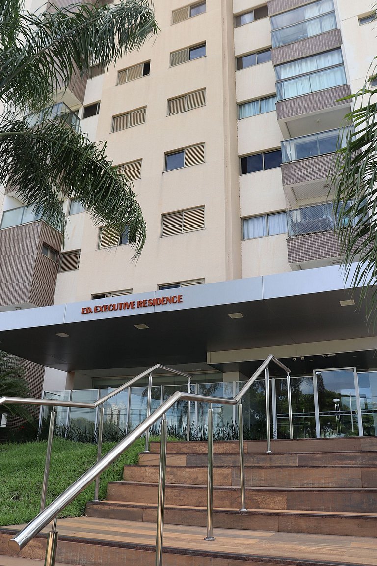 Flat luxo em frente ao Shopping Capim Dourado