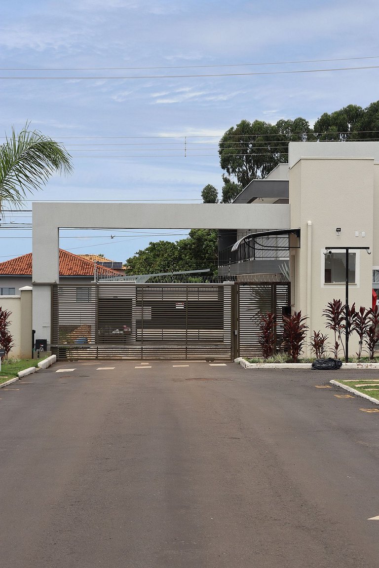 Apto 2 quartos com suite e lazer completo