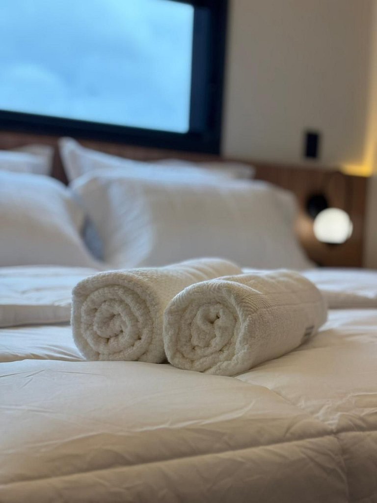 Apto You | Orla de Palmas 2/4 acomoda 5 hóspedes