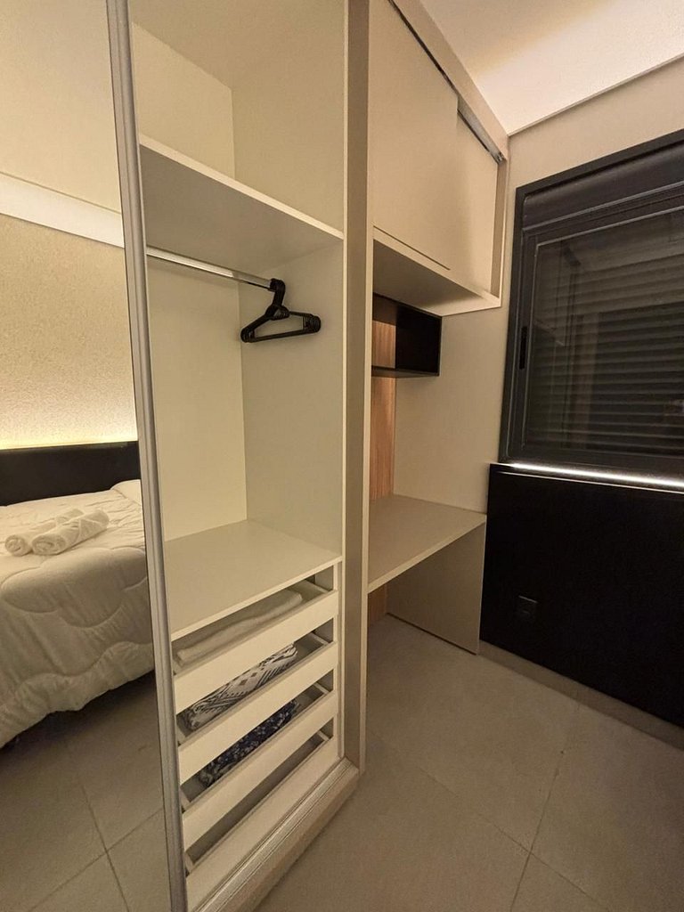 Apto You | Orla de Palmas 2/4 acomoda 5 hóspedes