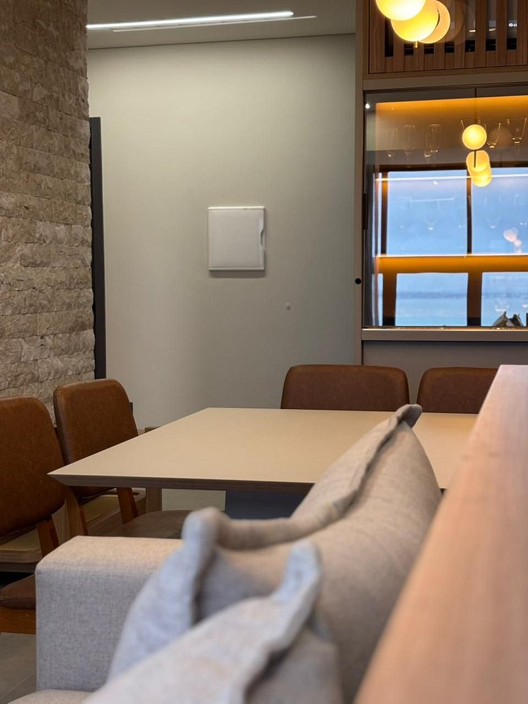 Apto You | Orla de Palmas 2/4 acomoda 5 hóspedes