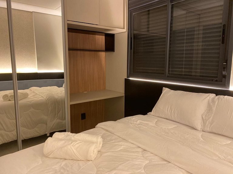 Apto You | Orla de Palmas 2/4 acomoda 5 hóspedes