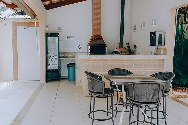 Equipado, Aconcheganteno Centro