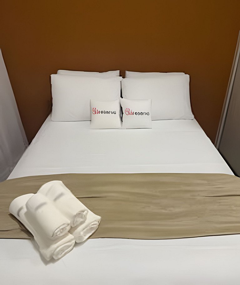 Equipado, Aconcheganteno Centro