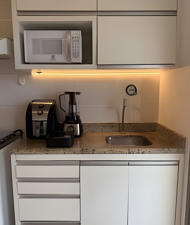 Equipado, Aconcheganteno Centro