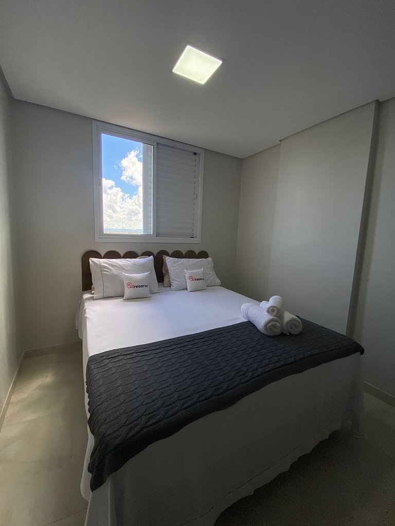 Apto com Vista Incrível para o Lago | Andar Alto