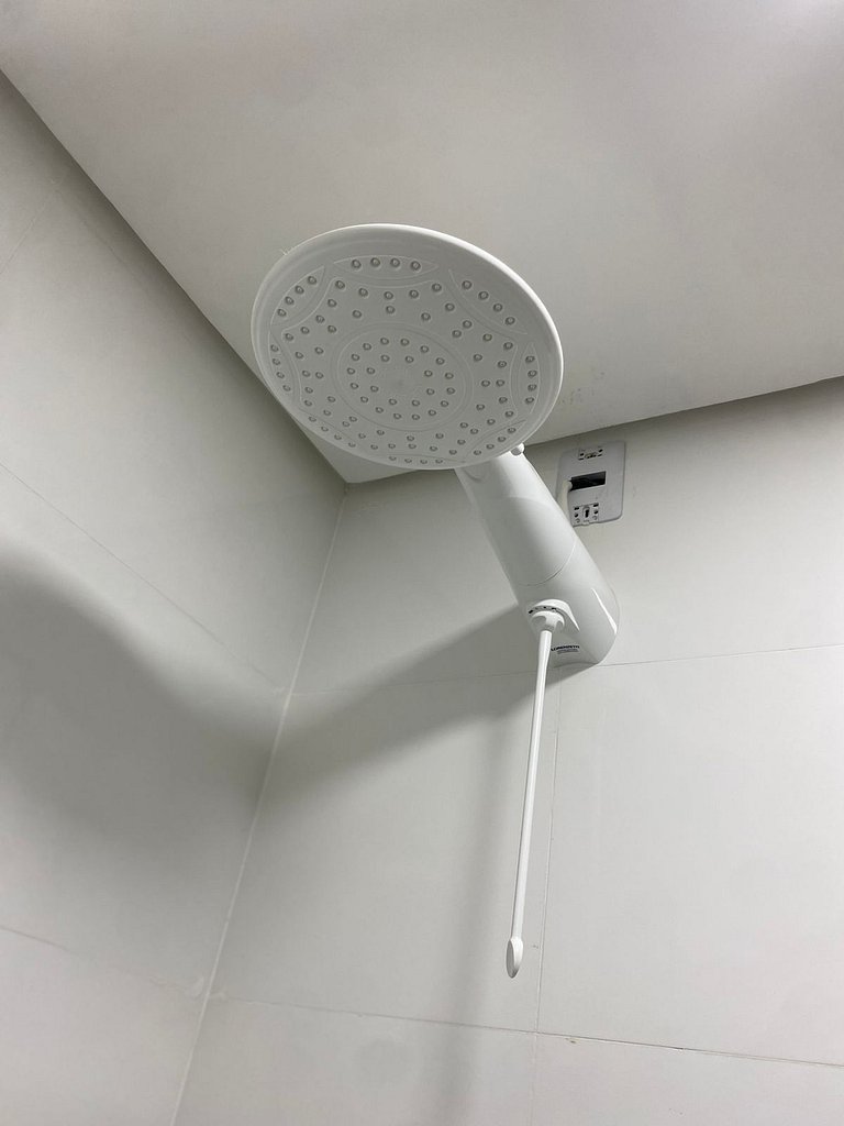 Apto com Vista Incrível para o Lago | Andar Alto