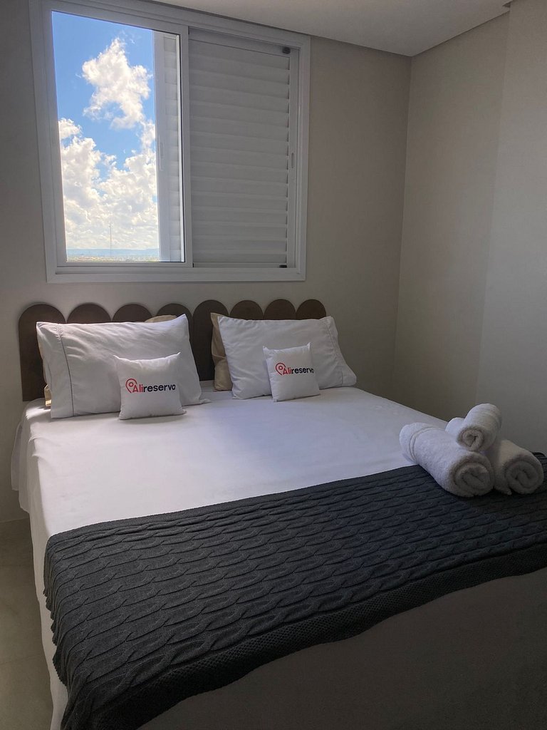 Apto com Vista Incrível para o Lago | Andar Alto