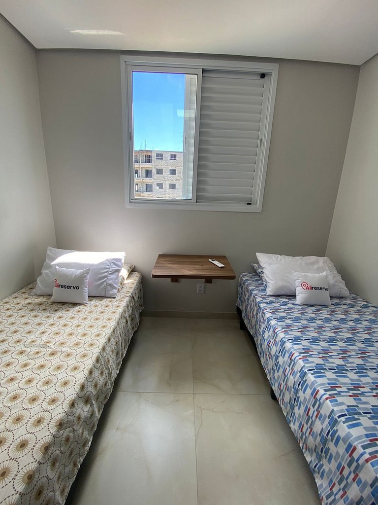 Apto com Vista Incrível para o Lago | Andar Alto