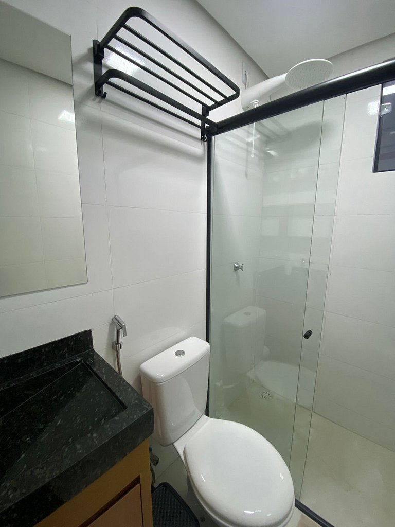 Apto com Vista Incrível para o Lago | Andar Alto