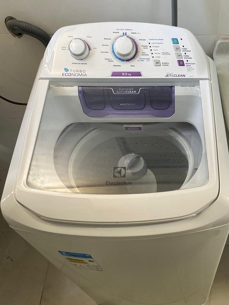 Apto com Vista Incrível para o Lago | Andar Alto