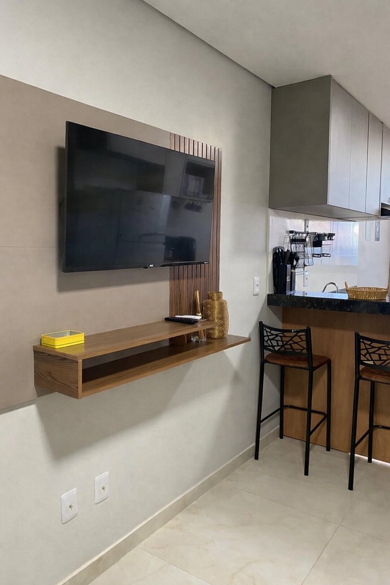 Apto com Vista Incrível para o Lago | Andar Alto