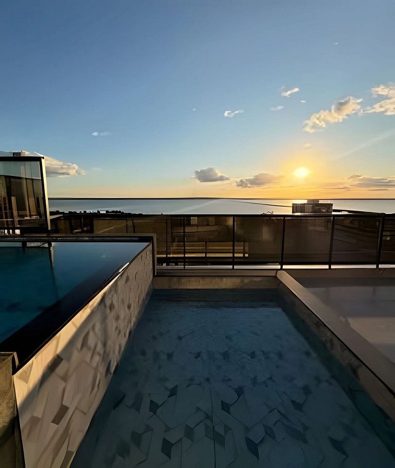 Apto com Vista Incrível para o Lago | Andar Alto