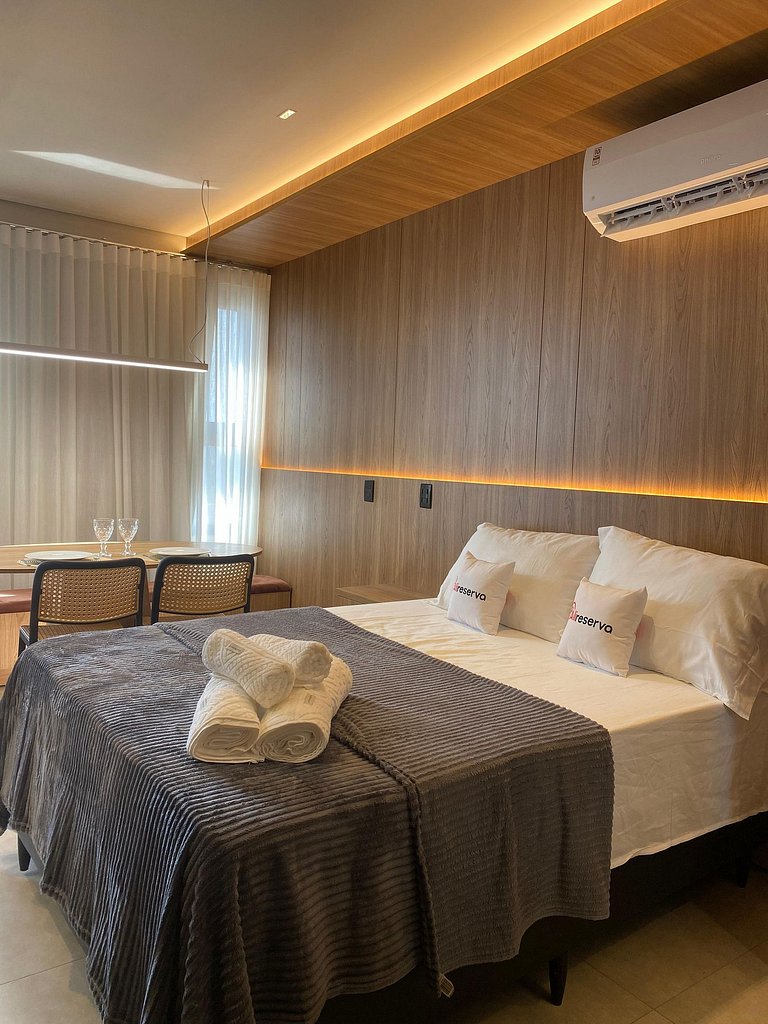Studio moderno com design sofisticado