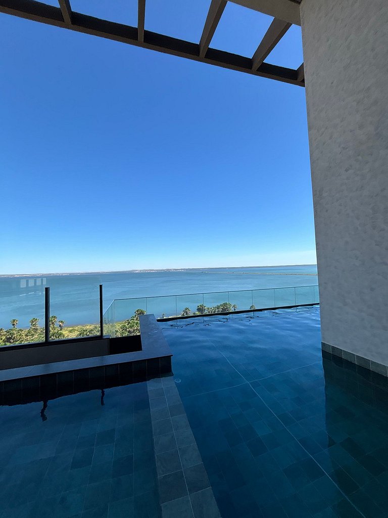 Vista Panorâmica para o Lago | You By Fama
