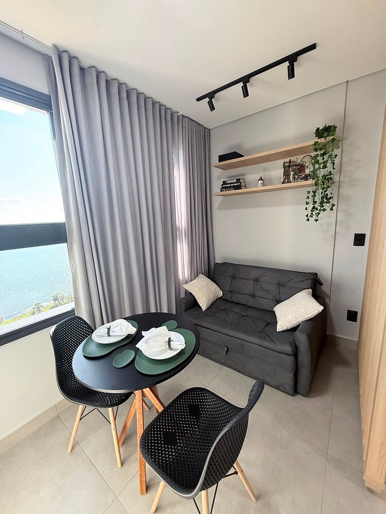 Luxo Frente ao Lago | You By Fama