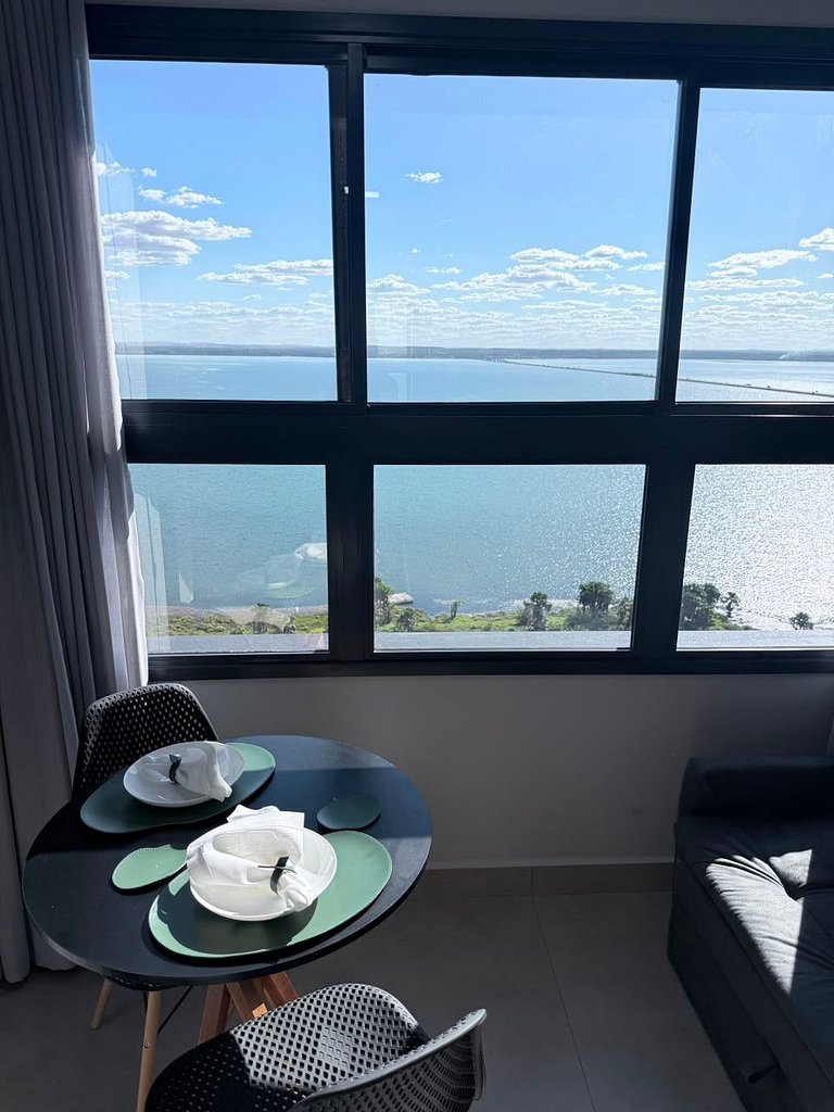 Luxo Frente ao Lago | You By Fama