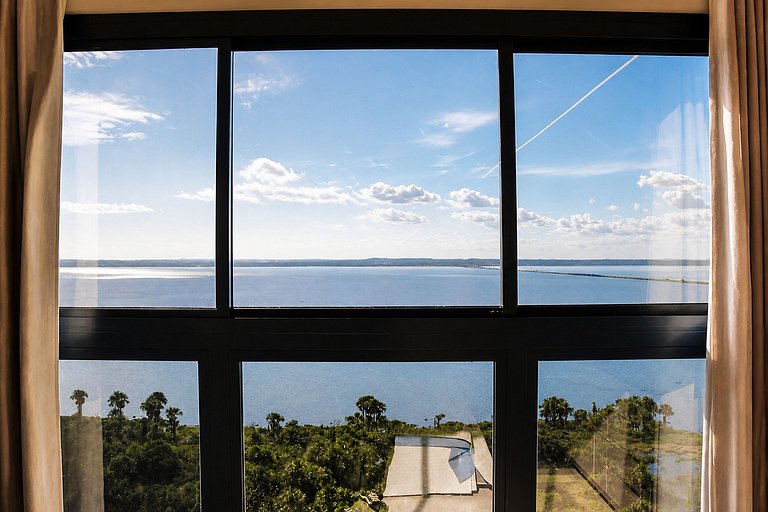 Flat You By Fama | Orla de Palmas com Vista para o Lago