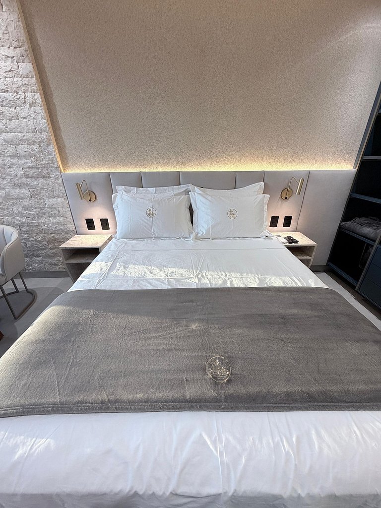 Graciosa Premium | You By Fama