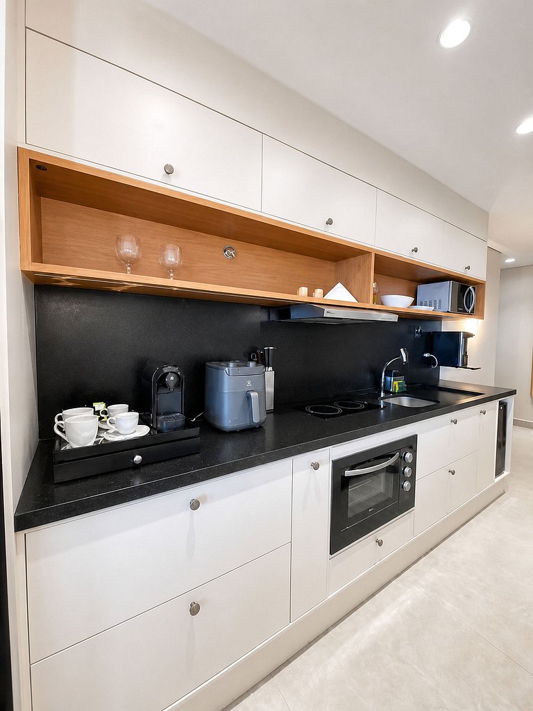 Lago Imperial | You By Fama