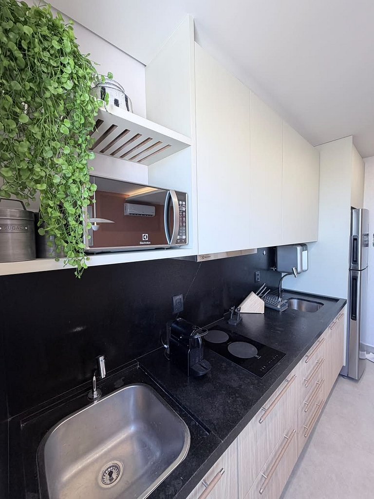 3202 Vista Lago | You By Fama