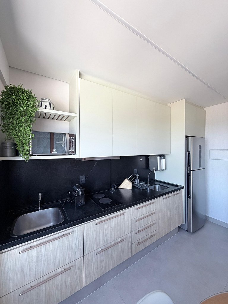 3202 Vista Lago | You By Fama