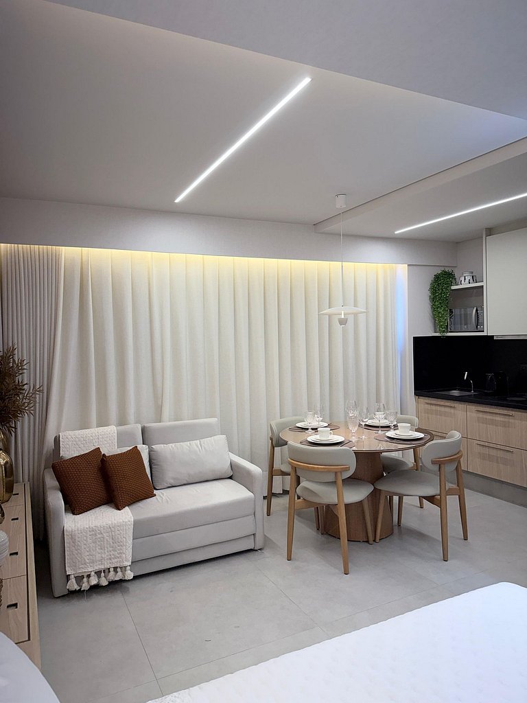 3202 Vista Lago | You By Fama