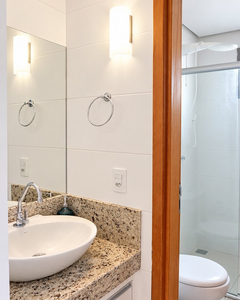 Vista Deslumbrante para o Lago | flat cama king