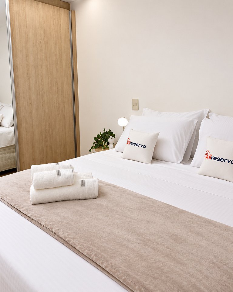 Vista Deslumbrante para o Lago | flat cama king
