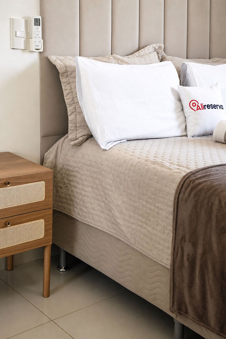 Flat capim dourado | moderno com sofa-cama