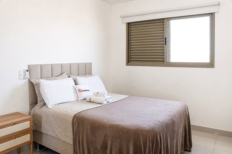 Flat capim dourado | moderno com sofa-cama