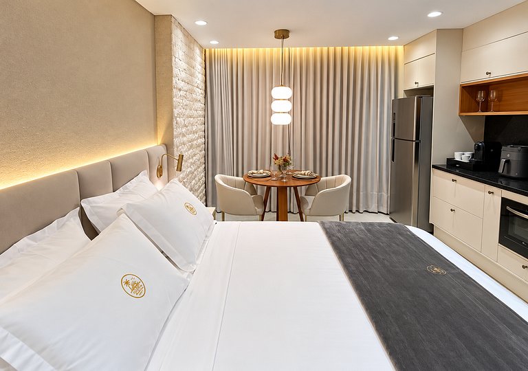 Lago Imperial | You By Fama